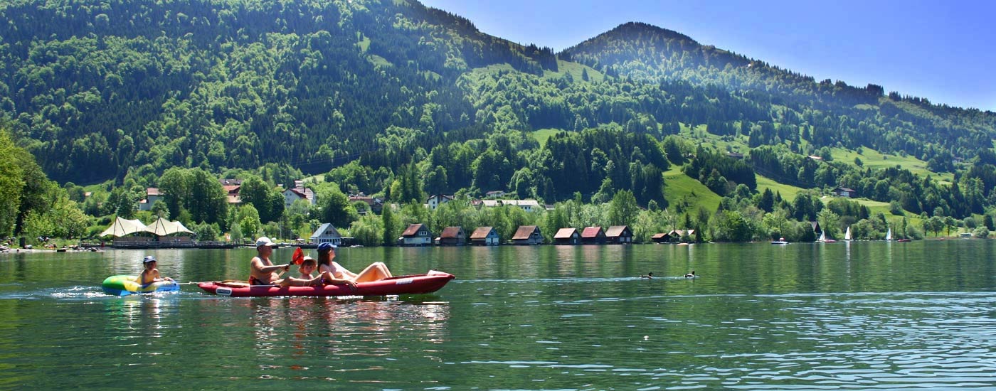 Boot fahren und Baden am Alpsee